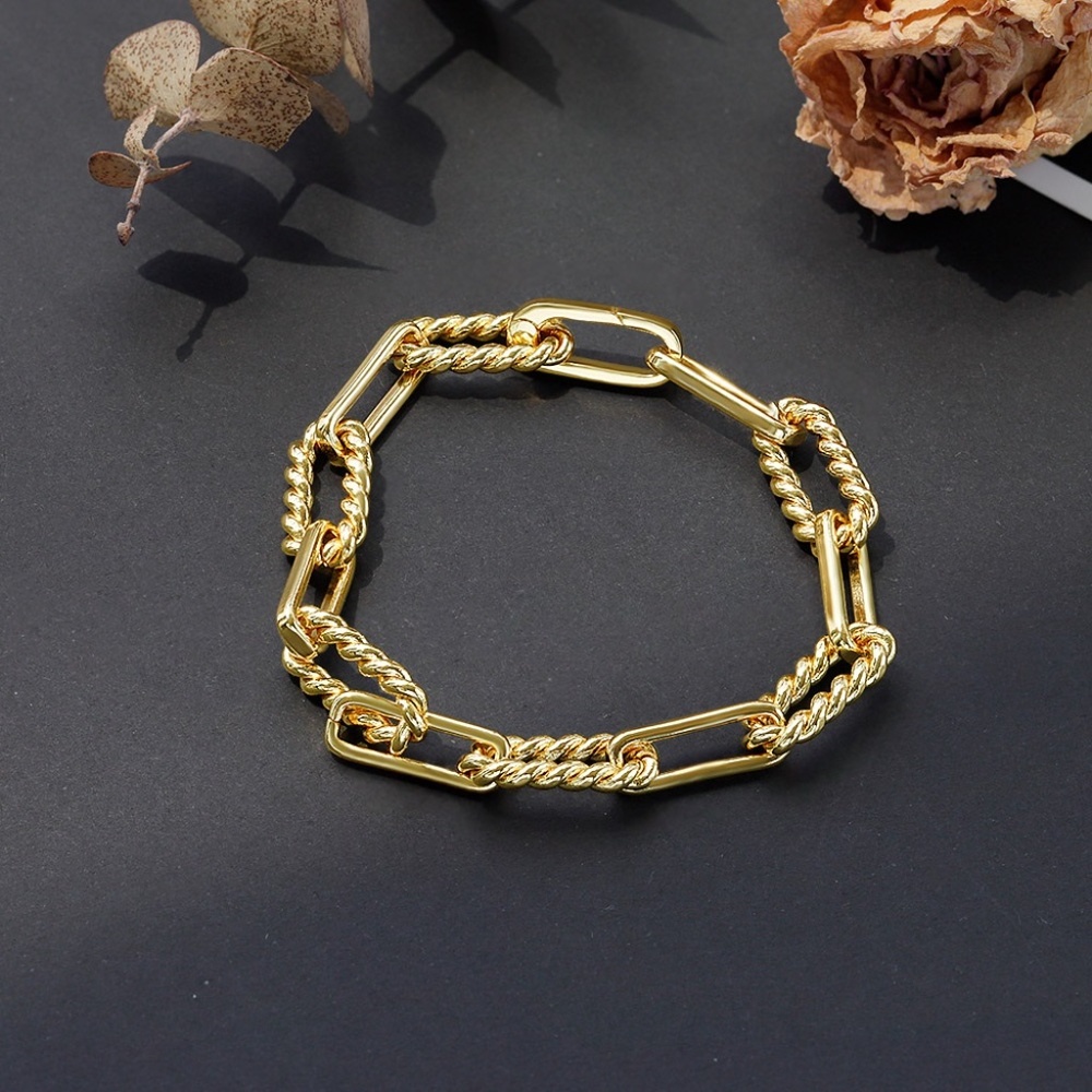 Gold Plated David Yurman like chain link bracelet